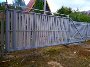 Ворота откатные с ручным управлением - пример 2 фото цена за метр