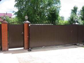 Дистанционное управление с откатными воротами - пример 8 фото в Черноголовке